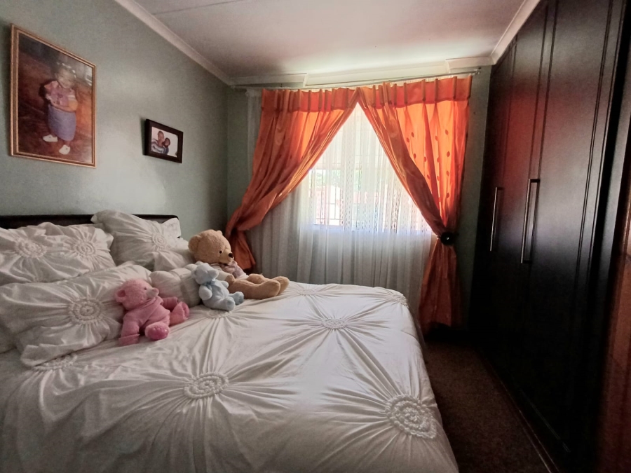 4 Bedroom Property for Sale in Sasolburg Ext 4 Free State